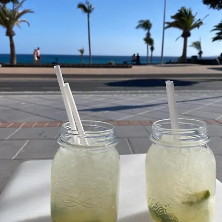 Casa Josephine Lanzarote, Spectacular Sea Views & Free Wifi