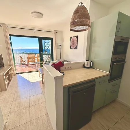 Casa Josephine Lanzarote, Spectacular Sea Views & Free Wifi Apartman