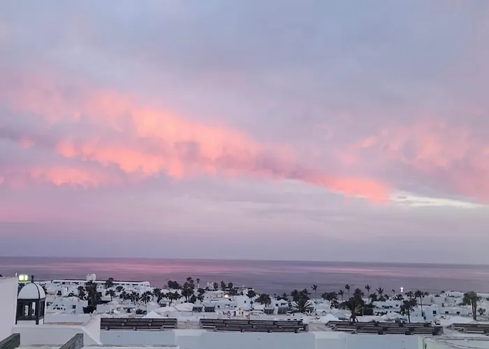 Casa Josephine Lanzarote, Spectacular Sea Views & Free Wifi דירה